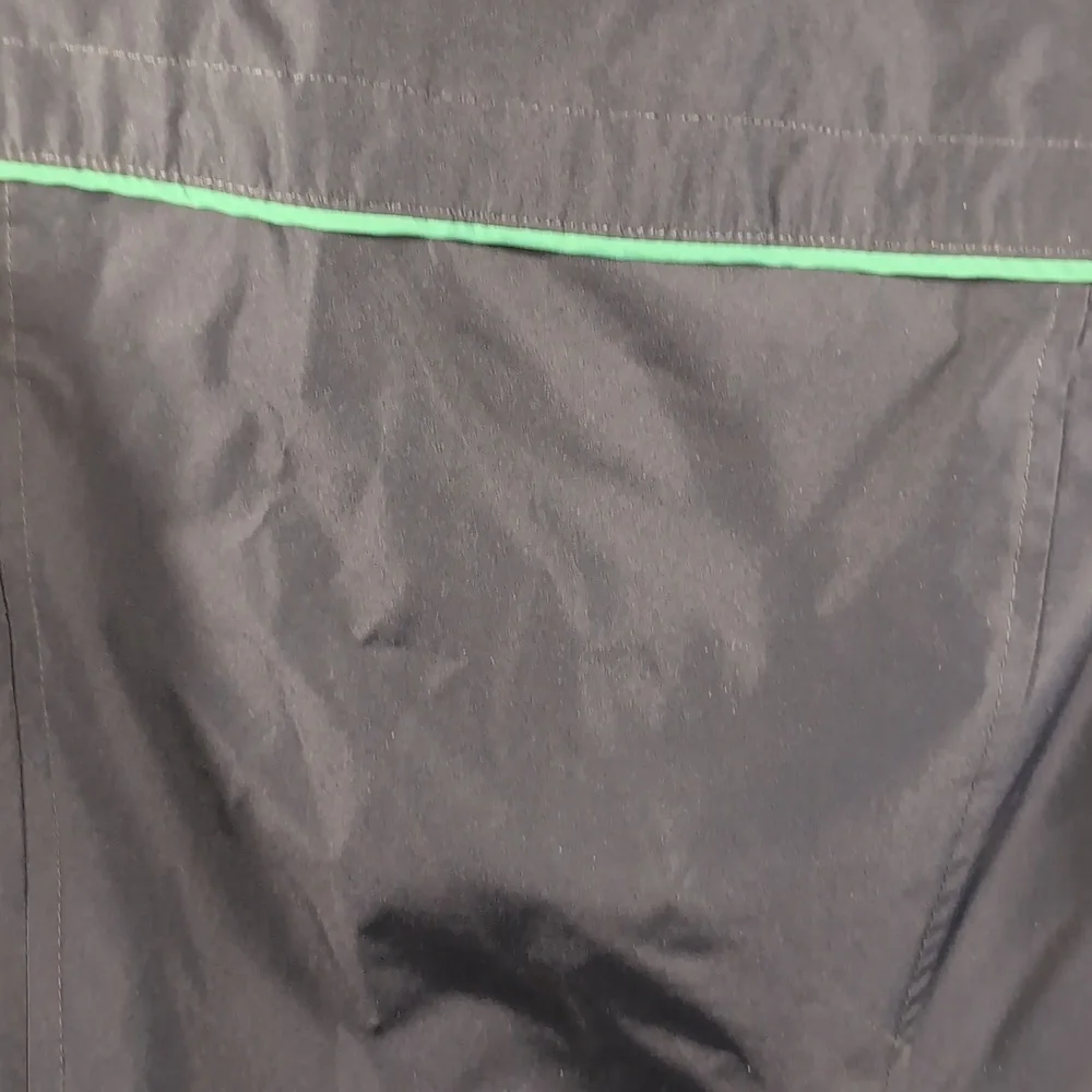 Intl Details Blue Jacket with Green Accents - Size Medium - Lightweight Outerwea